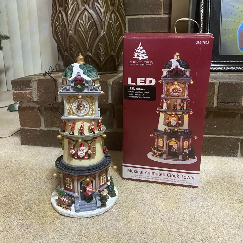 L.E.D Musical Christmas clock tower - Picture 5 of 5